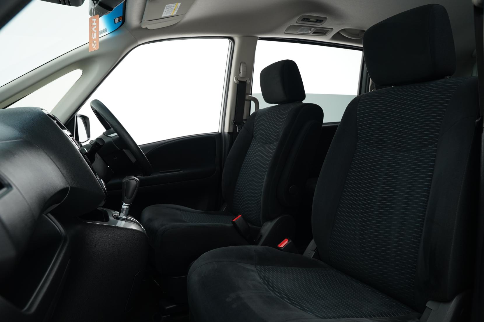 Nissan Serena (1991 – present) 2.0 Hybrid 20X V Selection