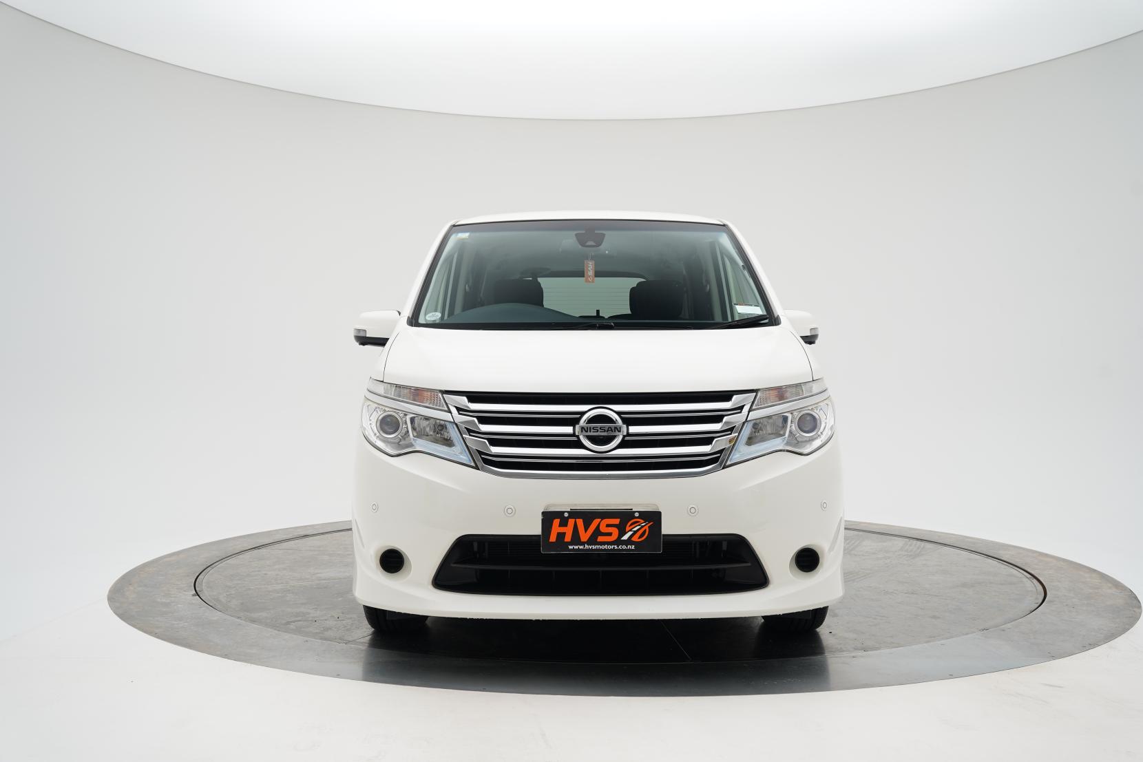 Nissan Serena (1991 – present) 2.0 Hybrid 20X V Selection