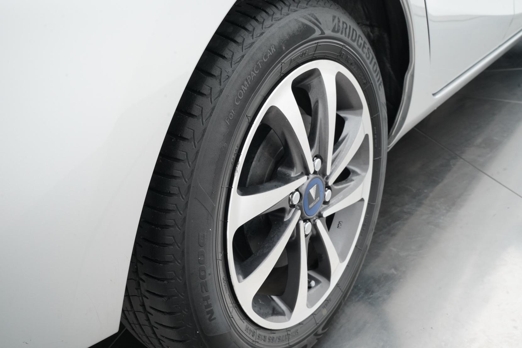 Toyota Aqua 1.5 G PUSH START