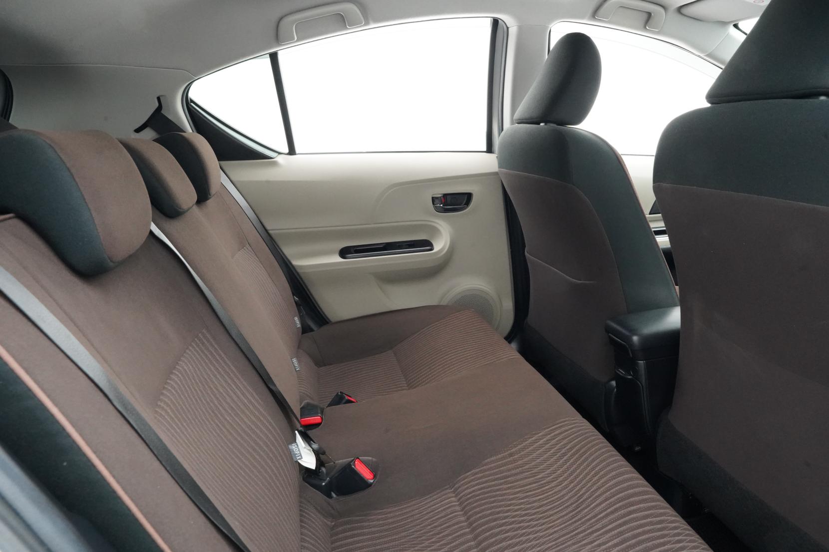 Toyota Aqua 1.5 G PUSH START