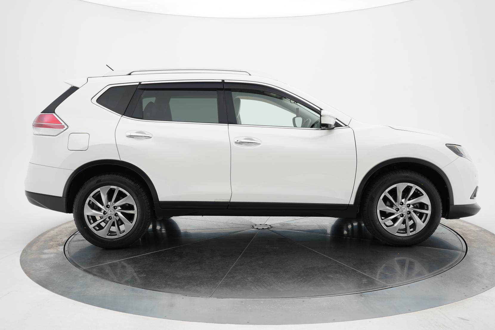 Nissan X-TRAIL 2.0 20XTT 4WD