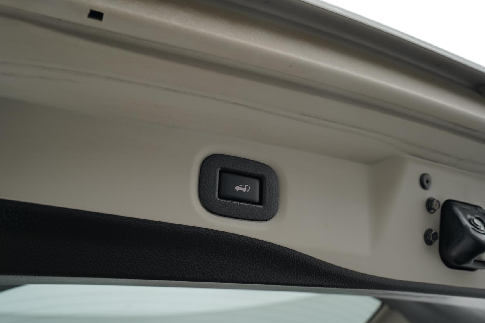 Nissan X-TRAIL 2.0 Hybrid 20X 2WD 5 Seater