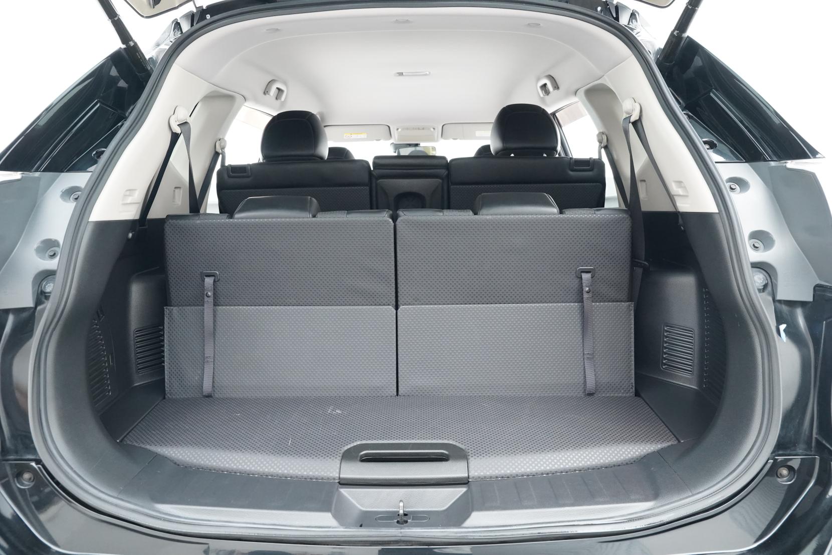 Nissan X-TRAIL 2.0 20XT 2WD 7 Seater