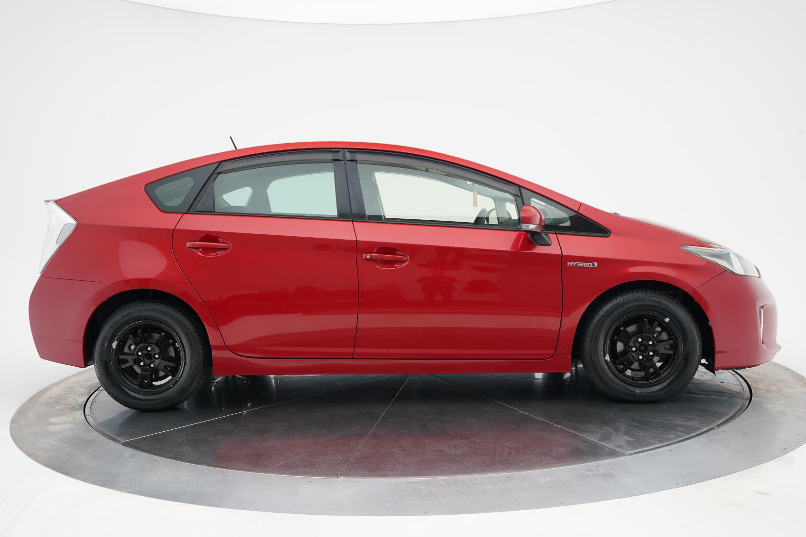 Toyota Prius 1.8 5D S