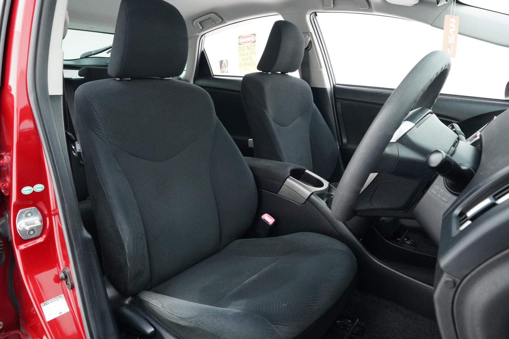 Toyota Prius 1.8 5D S