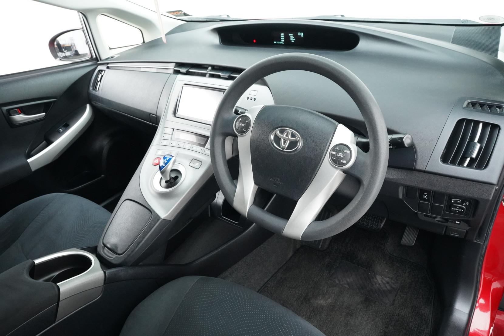 Toyota Prius 1.8 5D S