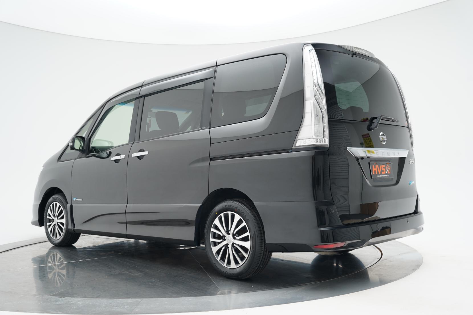 Nissan Serena (1991 – present) 2.0 Hybrid Highway Star V Selection