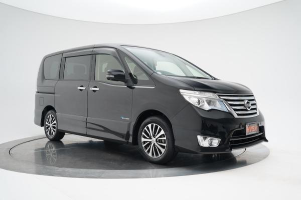 Nissan Serena (1991 – present) 2.0 Hybrid Highway Star V Selection