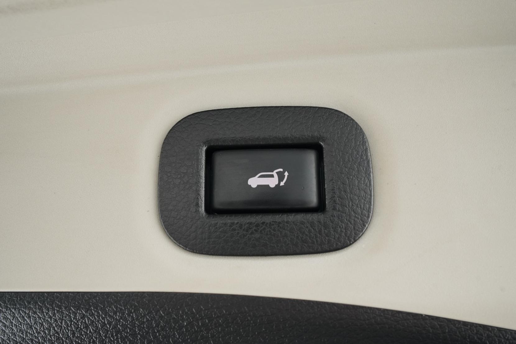 Nissan X-TRAIL 2.0 20XI HYBRID 4WD