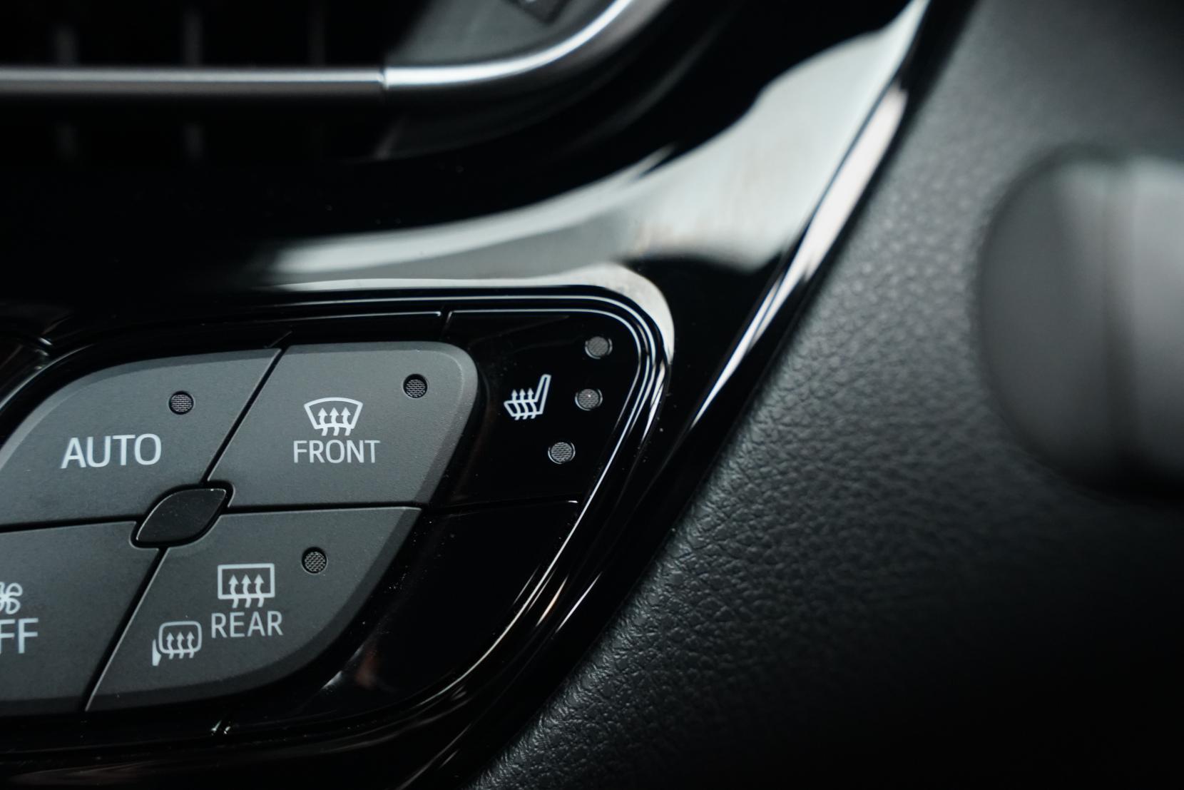 Toyota C-HR 1.8 G MODE NERO