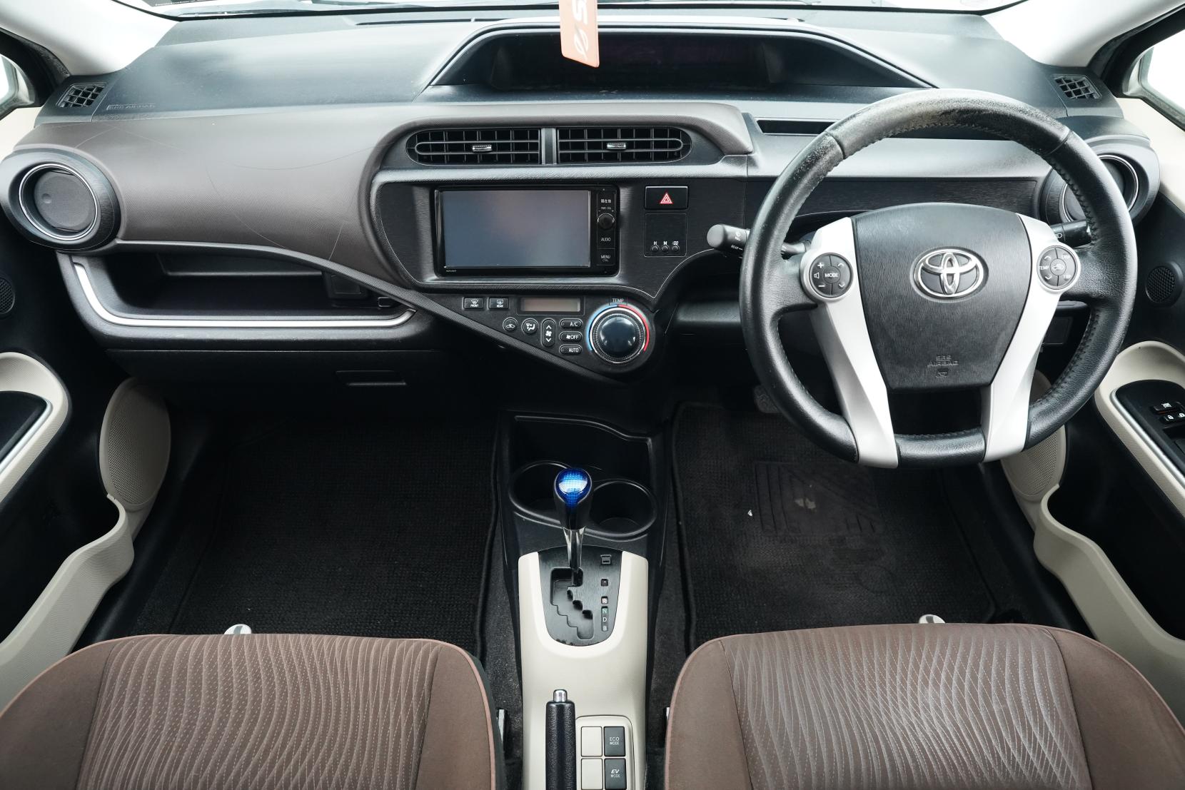 Toyota Aqua 1.5 G PUSH START