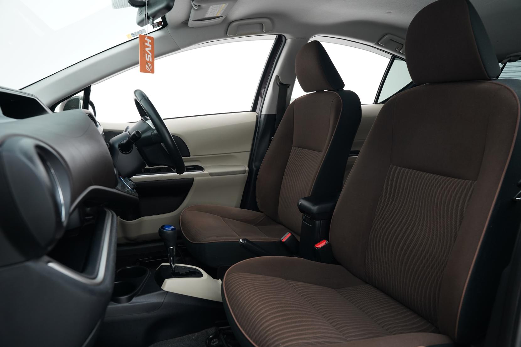 Toyota Aqua 1.5 G PUSH START