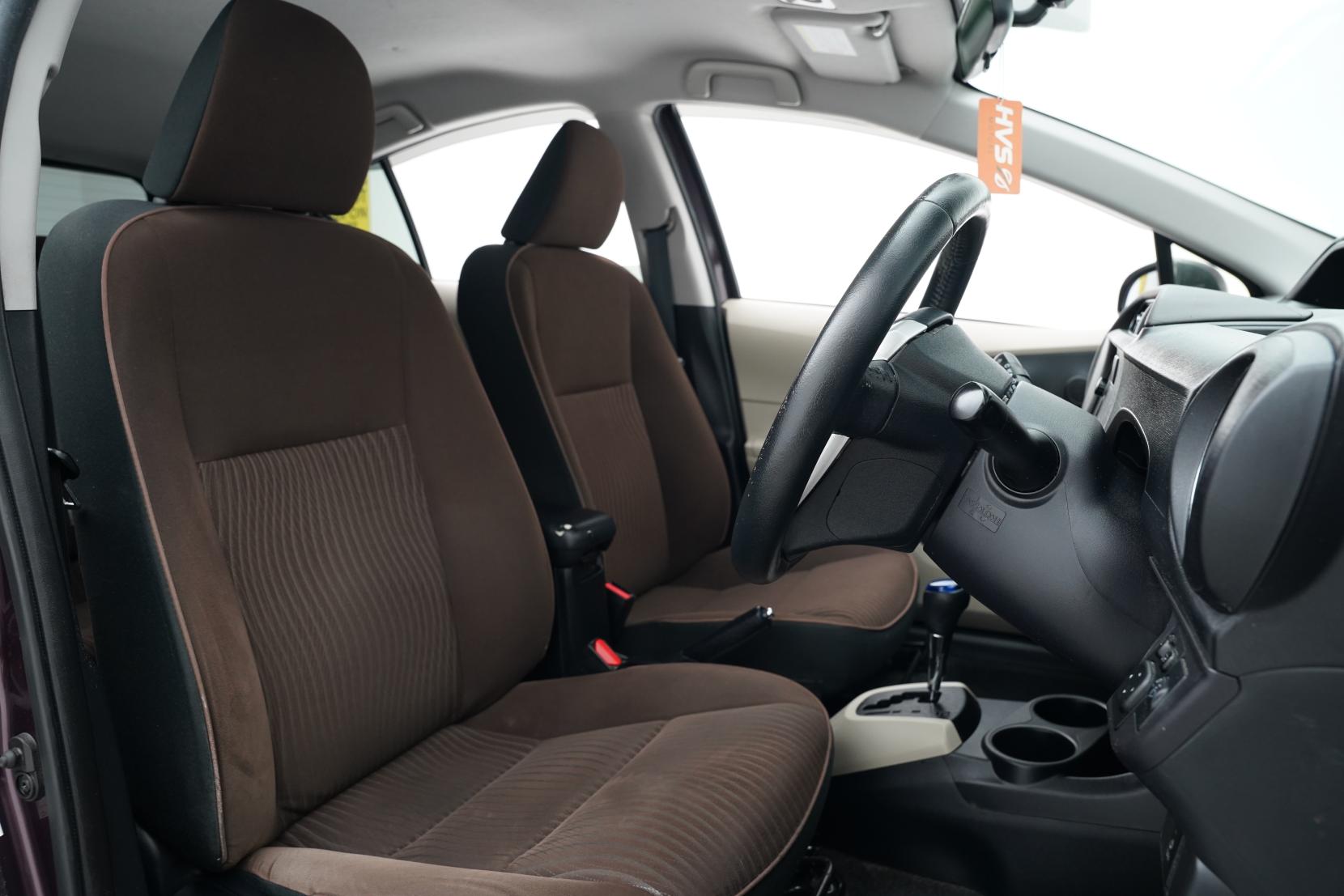 Toyota Aqua 1.5 G PUSH START