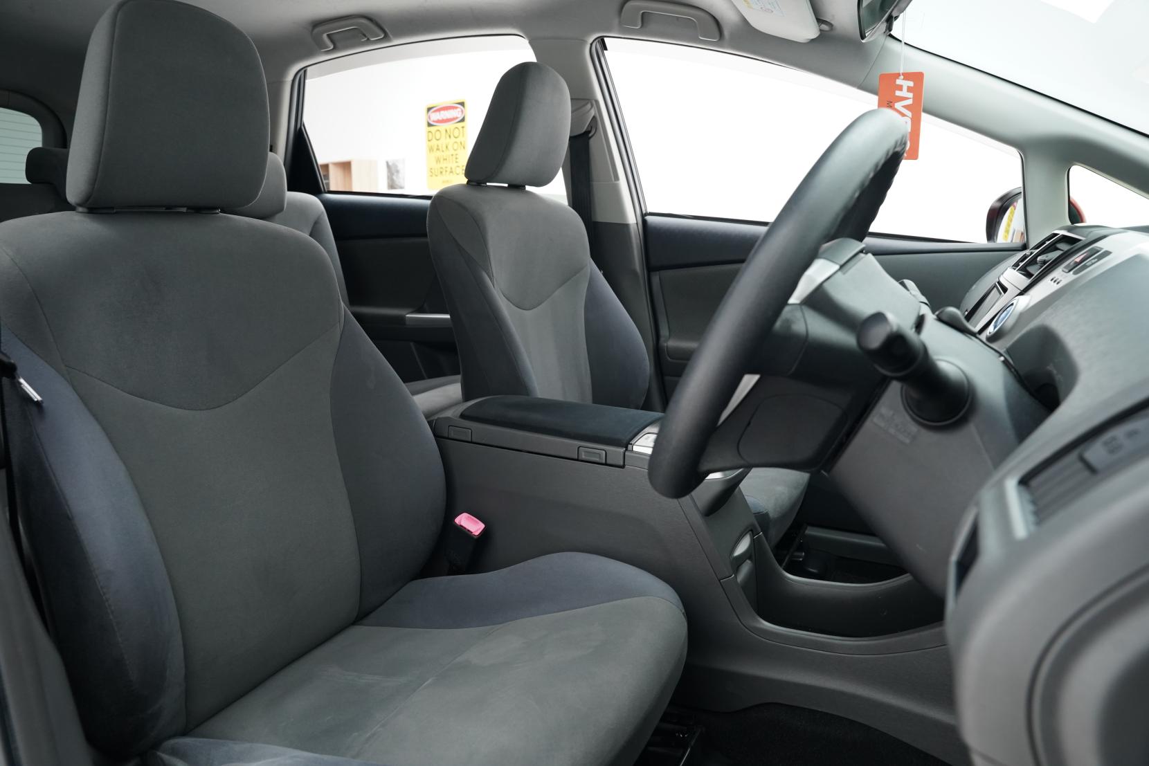 Toyota Prius 1.8 ALPHA S
