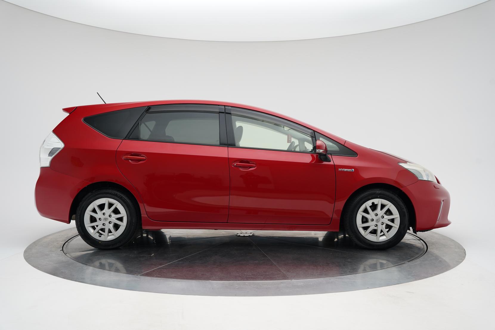 Toyota Prius 1.8 ALPHA S