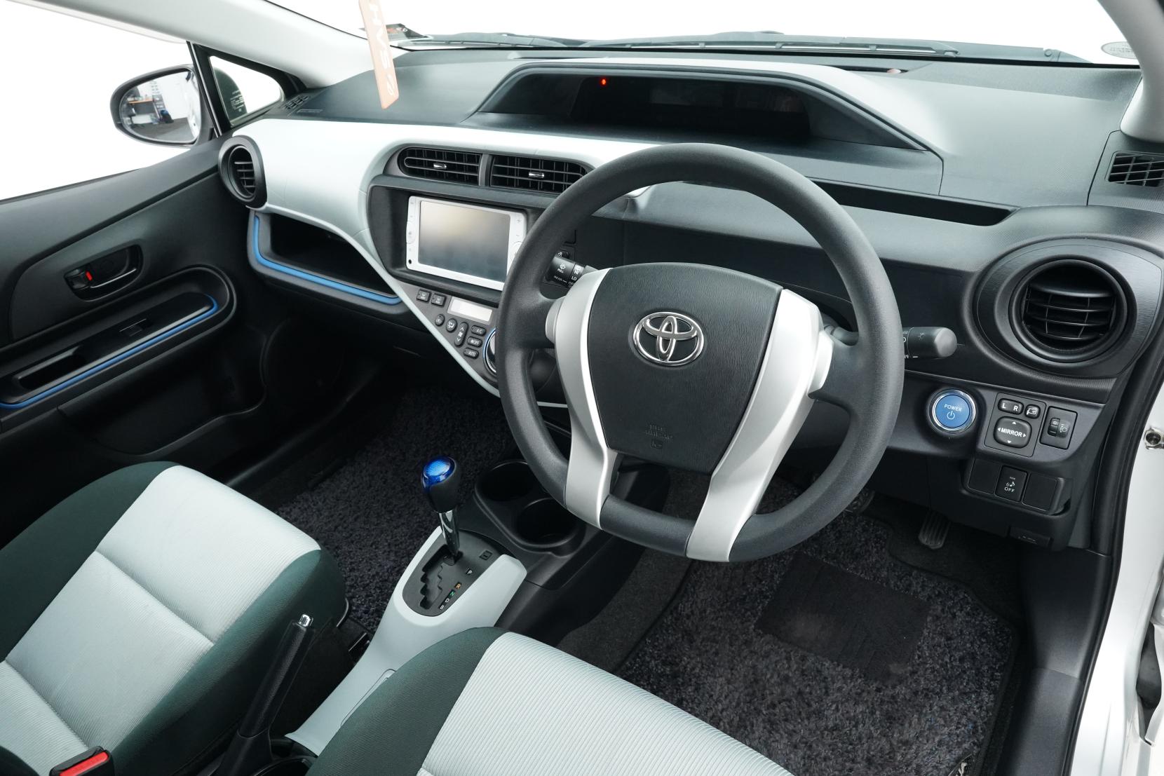 Toyota Aqua 1.5 S Push Start