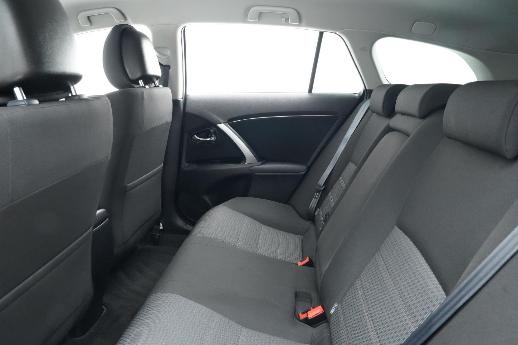 Toyota Avensis 2.0 Wagon XI