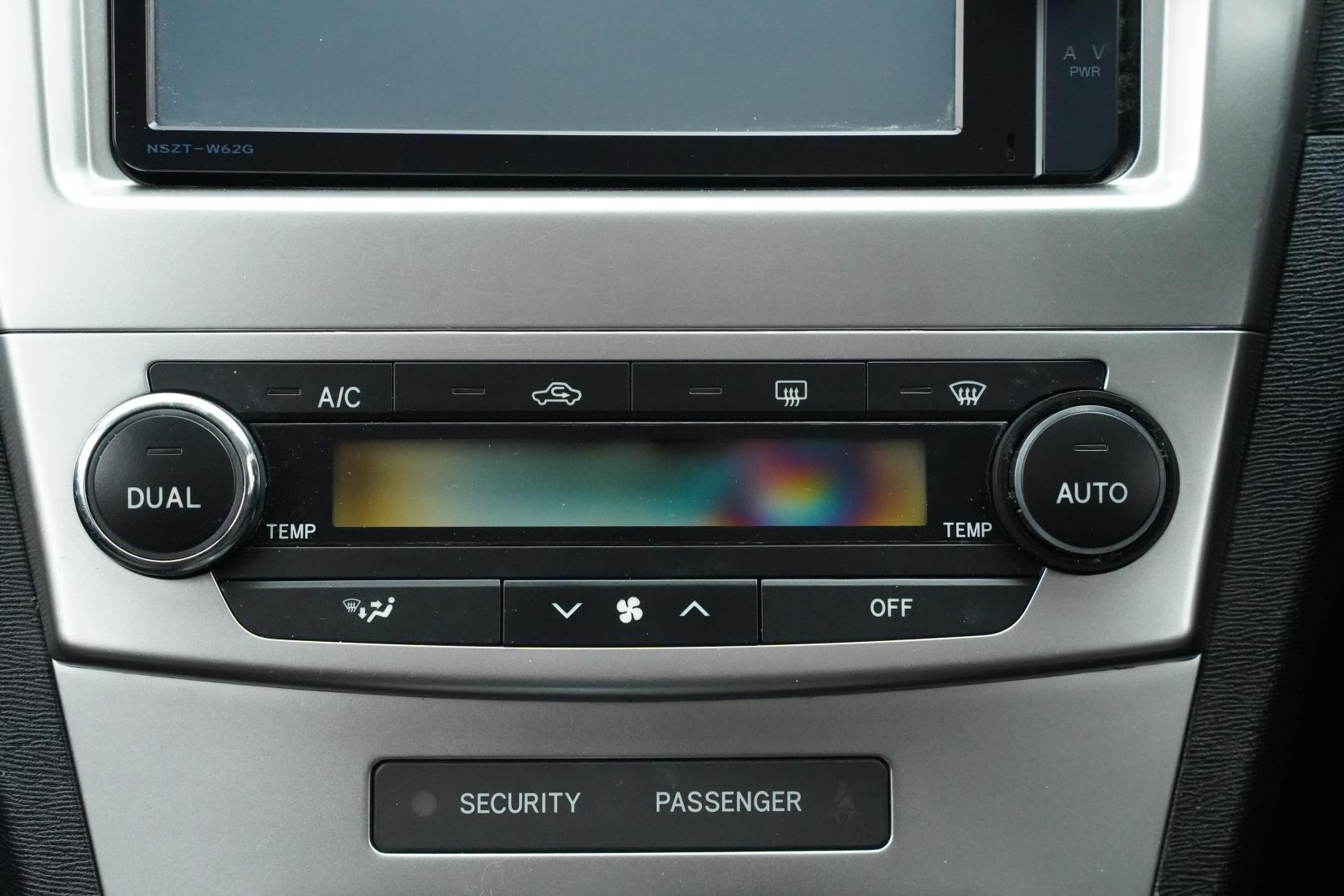 Toyota Avensis 2.0 Wagon XI