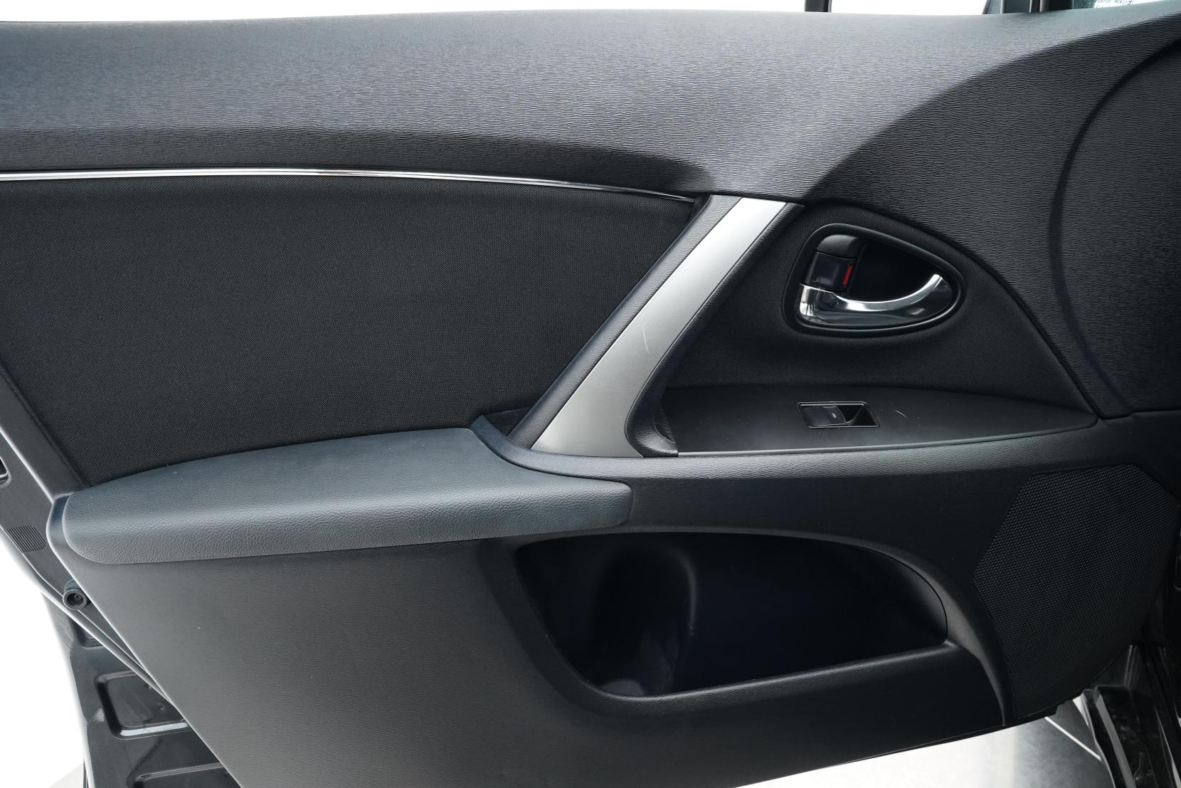 Toyota Avensis 2.0 Wagon XI