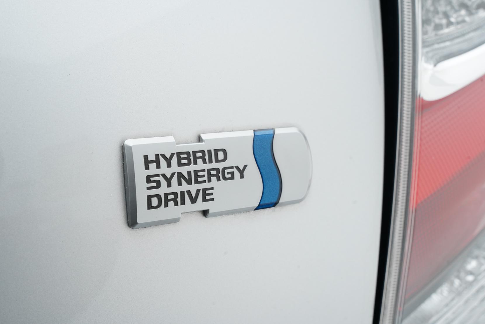 Toyota Aqua Hybrid L