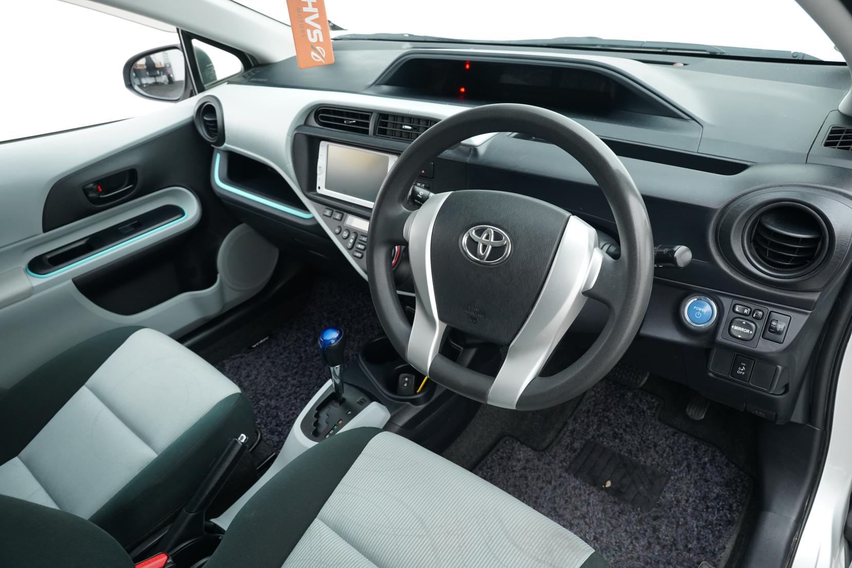 Toyota Aqua 1.5 S Push Start