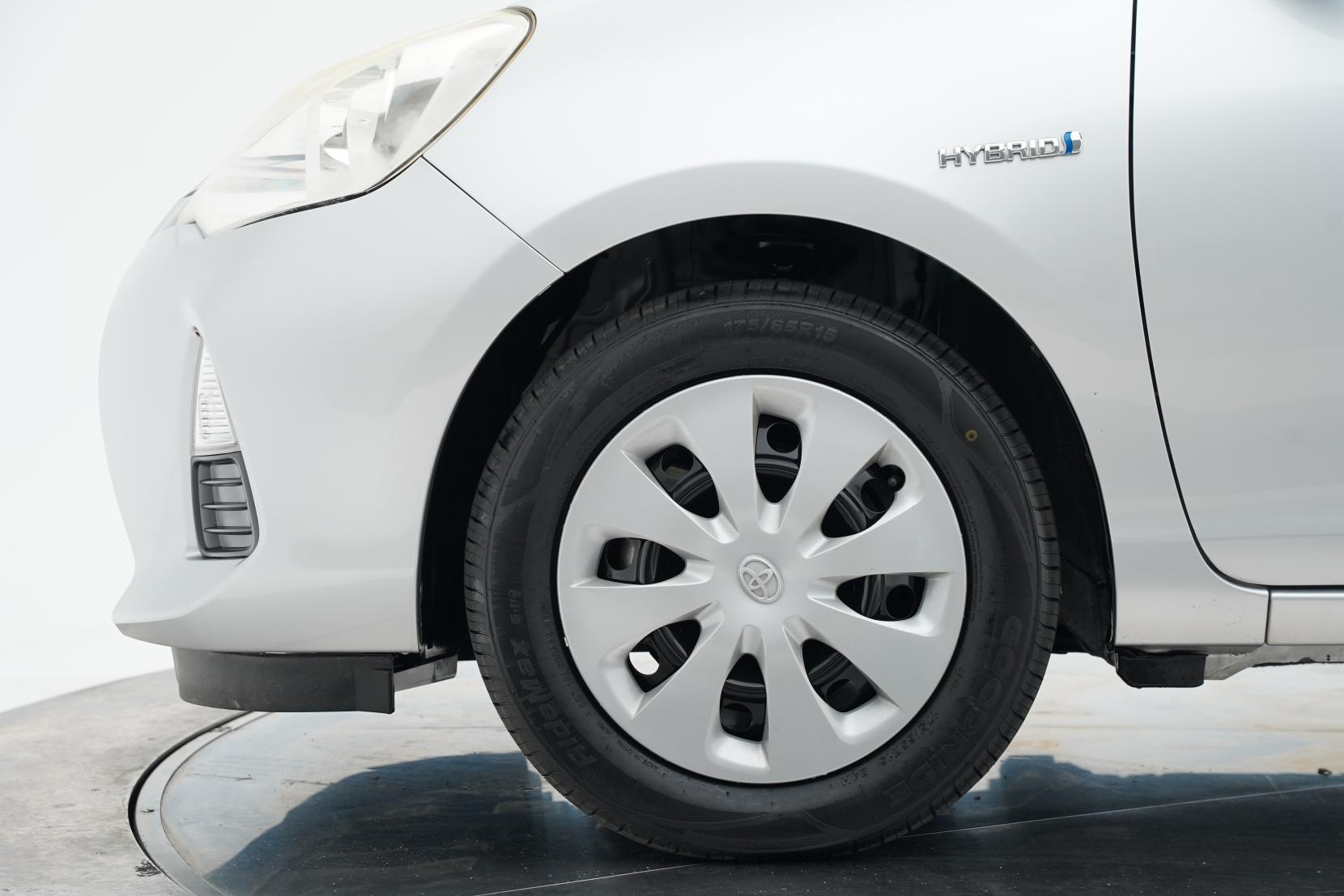 Toyota Aqua 1.5 S Push Start