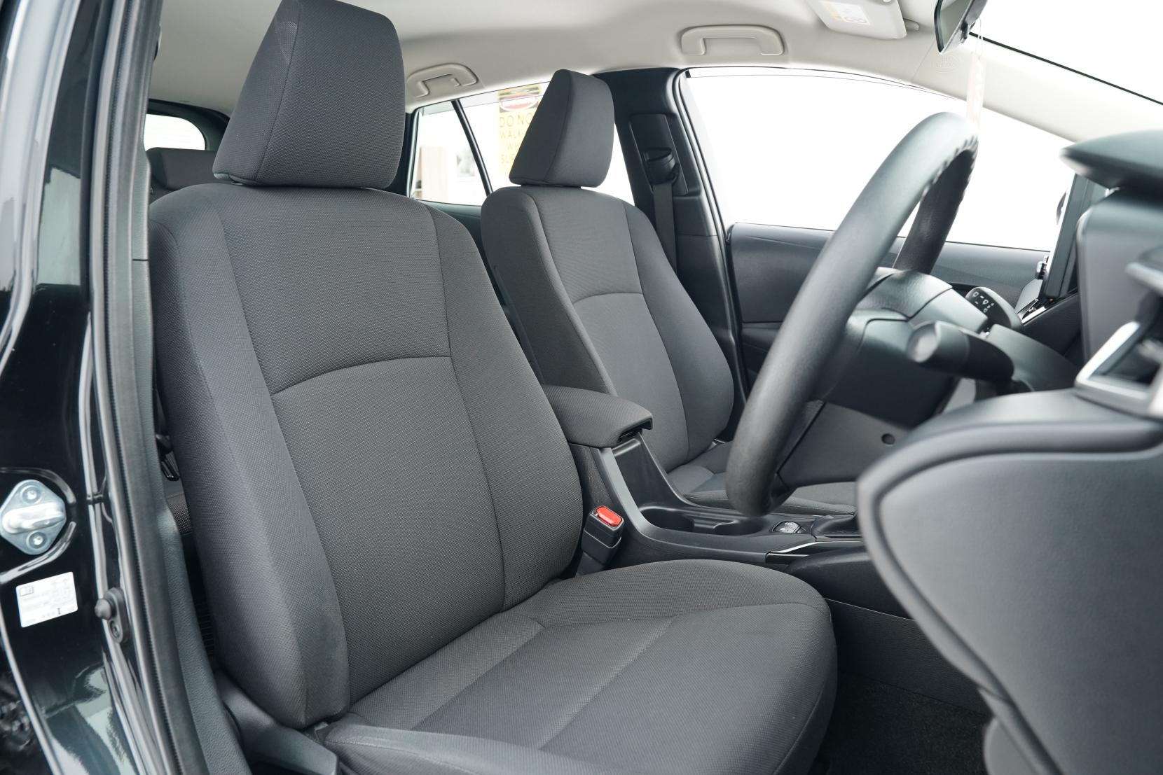 Toyota Corolla 1.8 TOURING HYBRID G-X