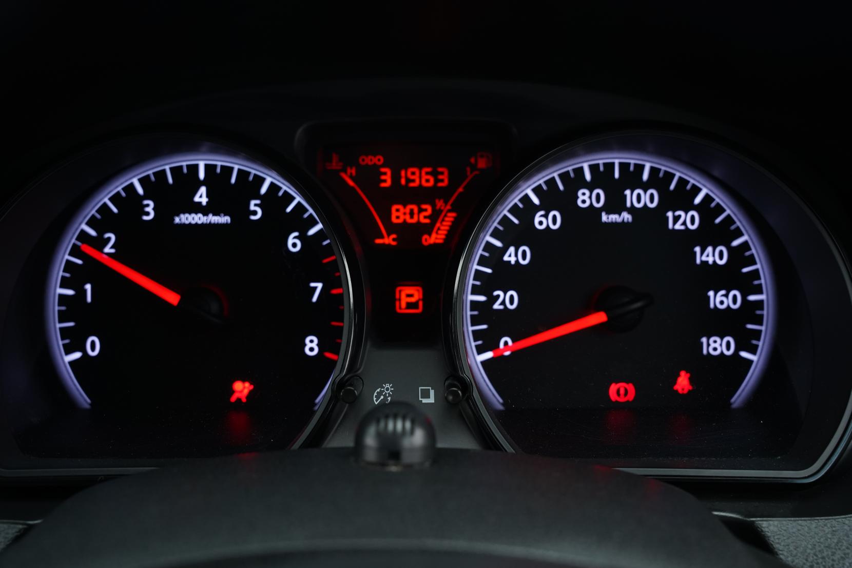 Nissan Note (2004–present) 1.2 X EMERGENCY BRAKE PACKAGE