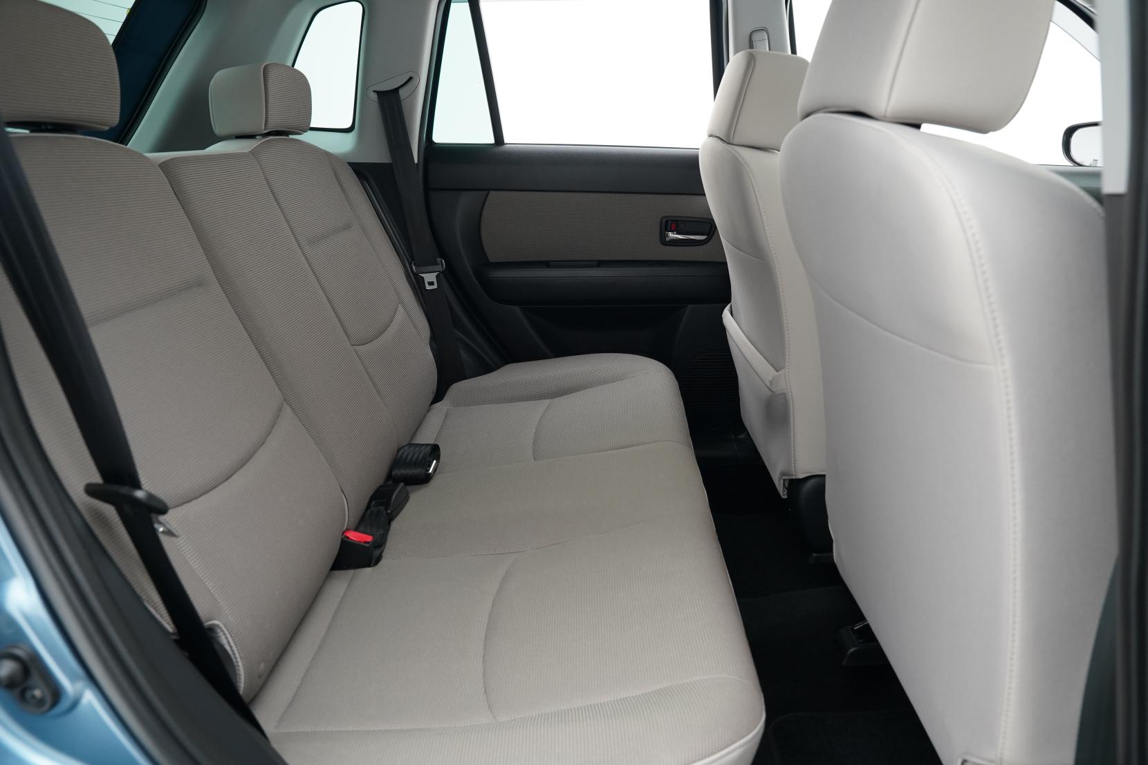 Mazda Verisa 1.5 1.5L Hatch