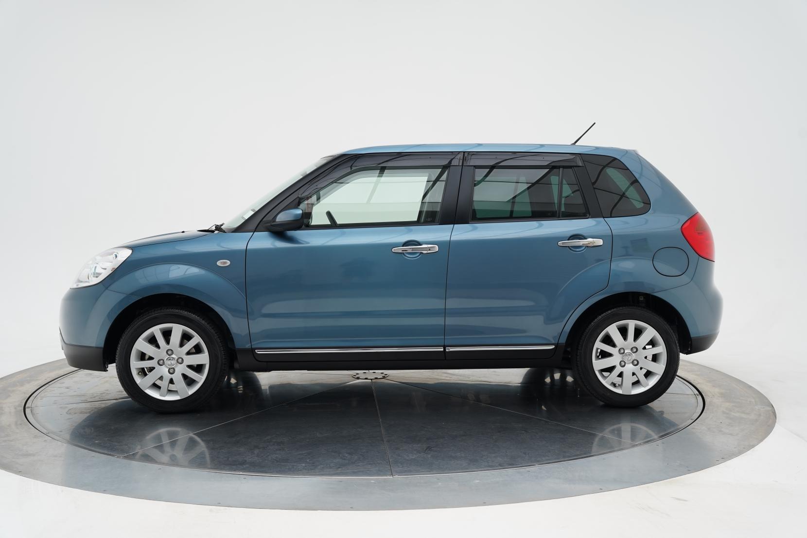 Mazda Verisa 1.5 1.5L Hatch