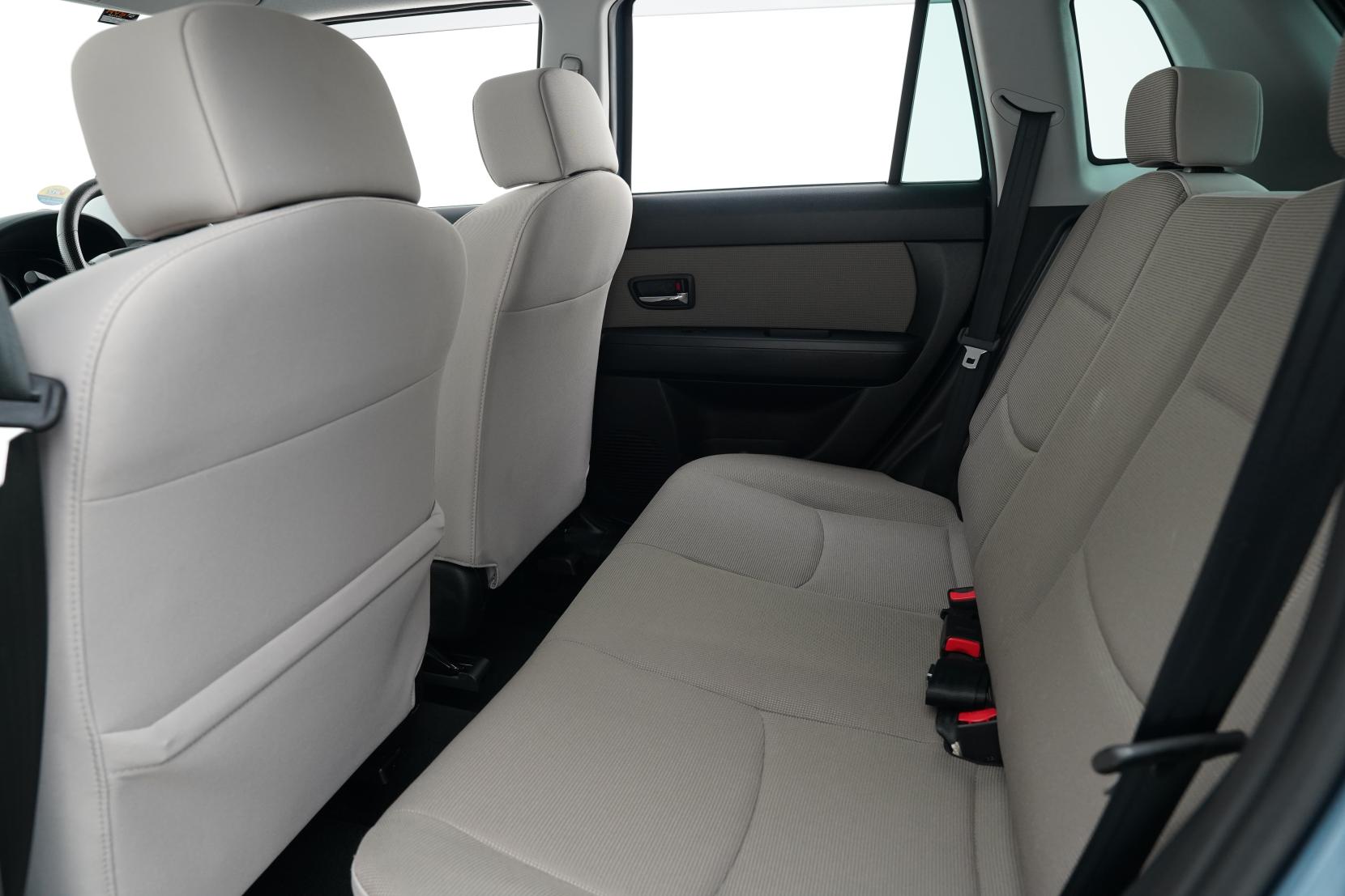 Mazda Verisa 1.5 1.5L Hatch