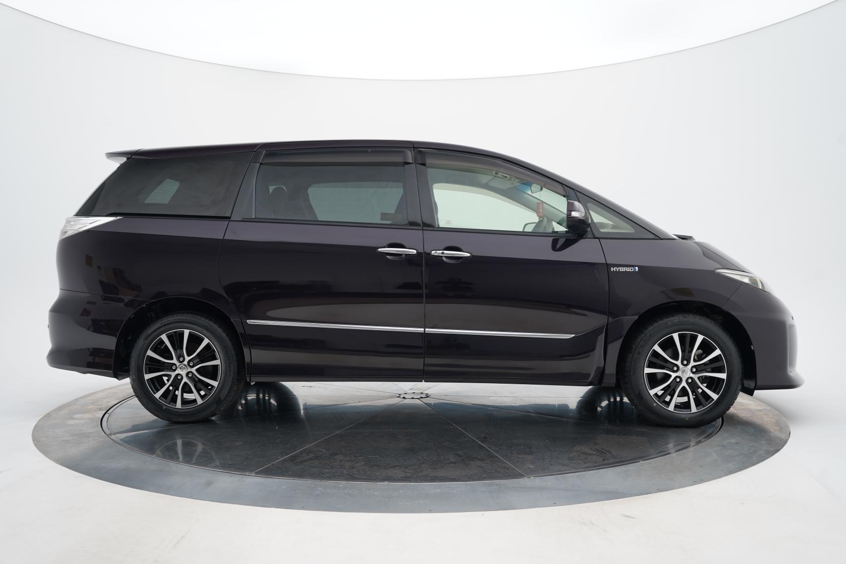 Toyota Estima 2.4 Hybrid 4wd Aeras