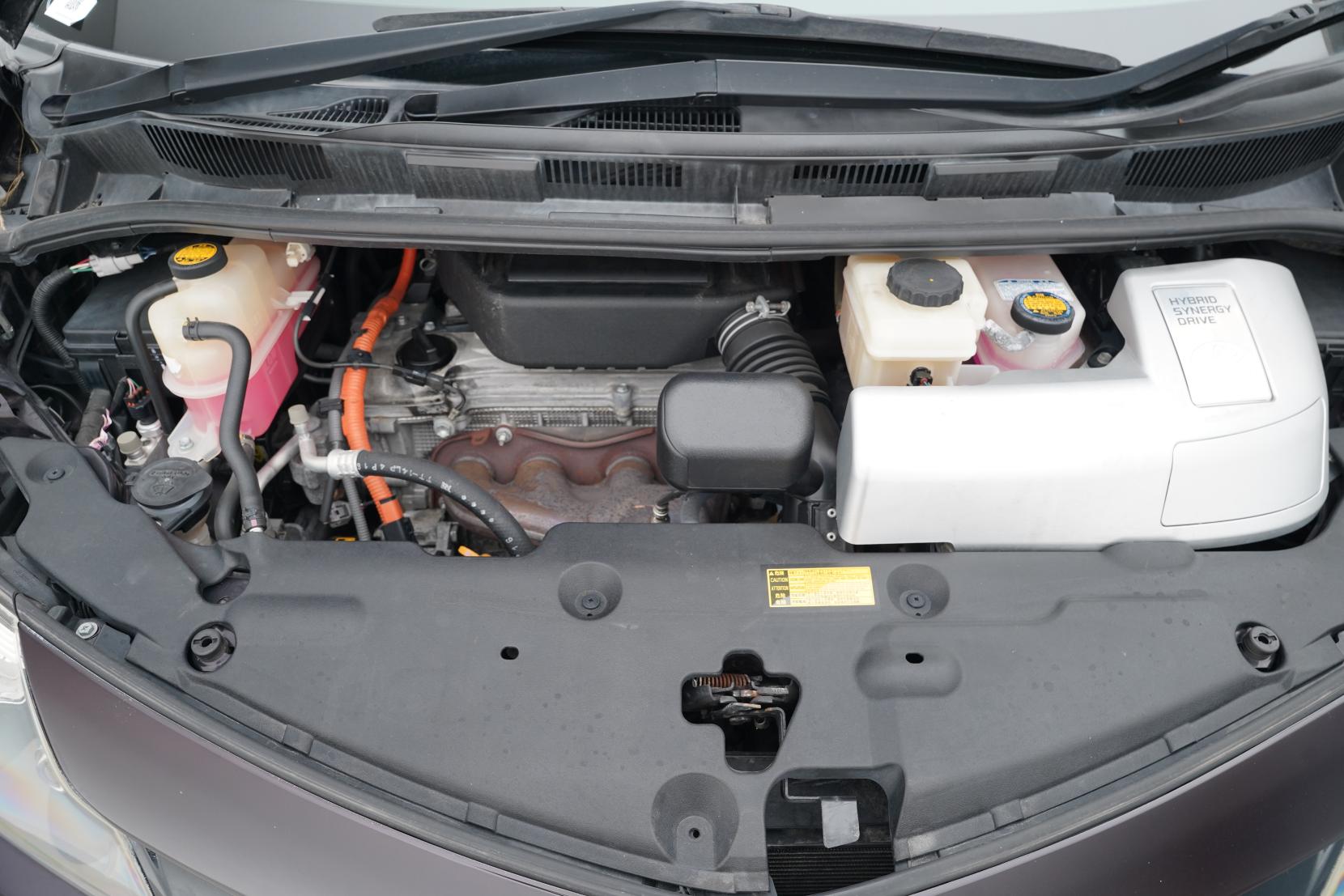 Toyota Estima 2.4 Hybrid 4wd Aeras