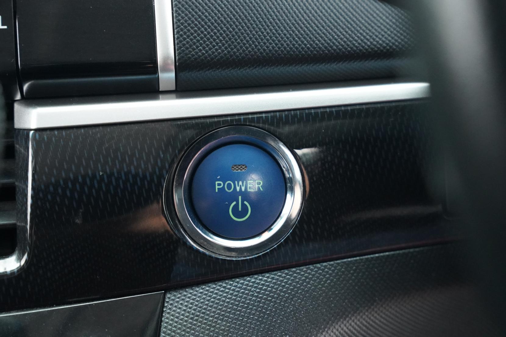 Toyota Estima 2.4 Hybrid 4wd Aeras