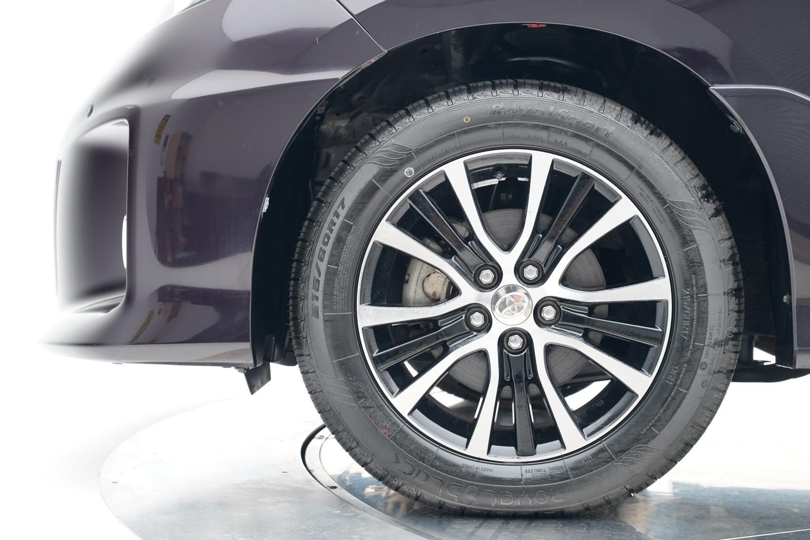 Toyota Estima 2.4 Hybrid 4wd Aeras