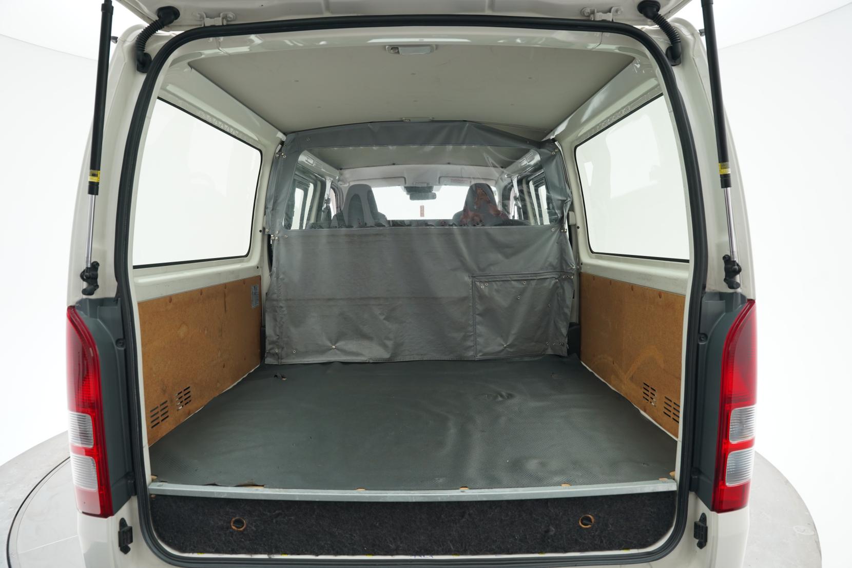 Toyota Hiace 2.0 DX 2.0L 5 Door