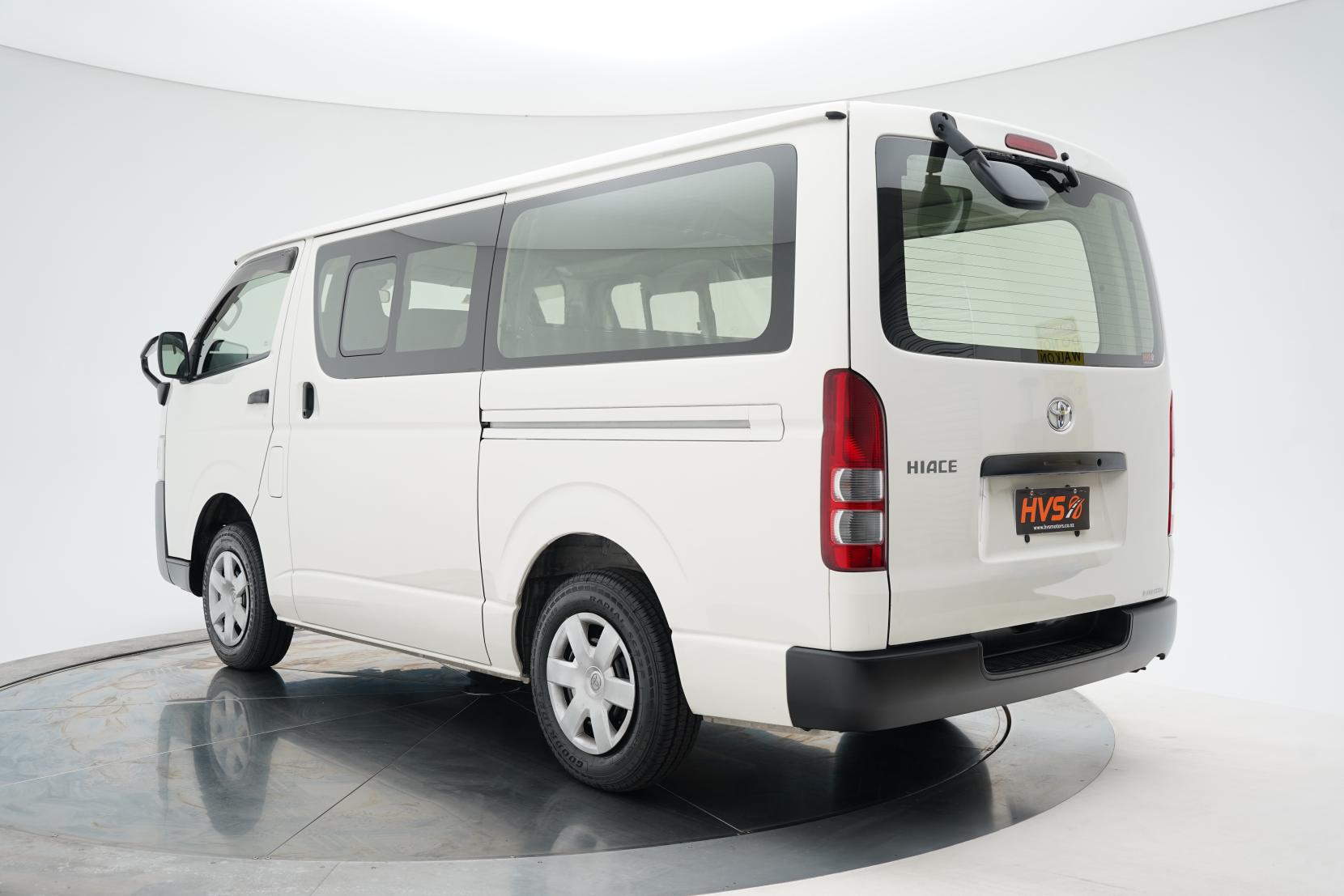Toyota Hiace 2.0 DX 2.0L 5 Door