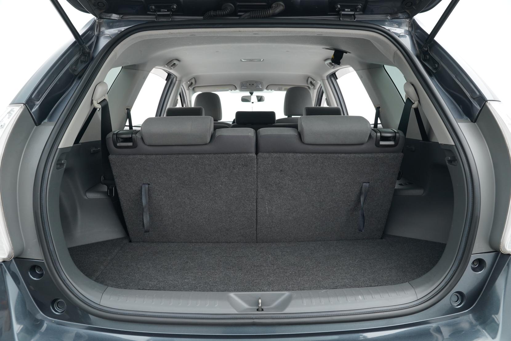 Toyota Prius 1.8 Alpha S 7 Seater