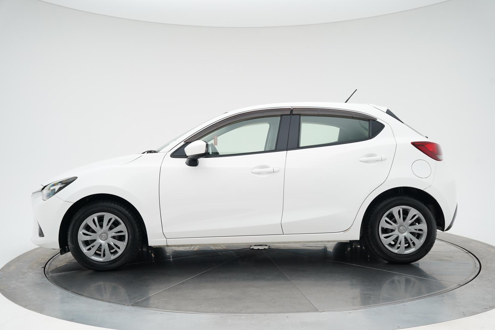 Mazda Demio 1.3 13C