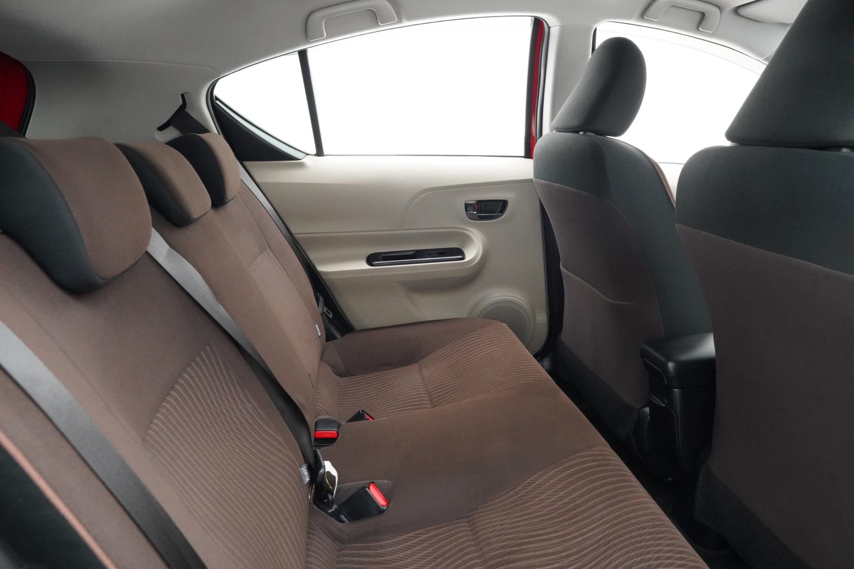 Toyota Aqua 1.5 G PUSH START