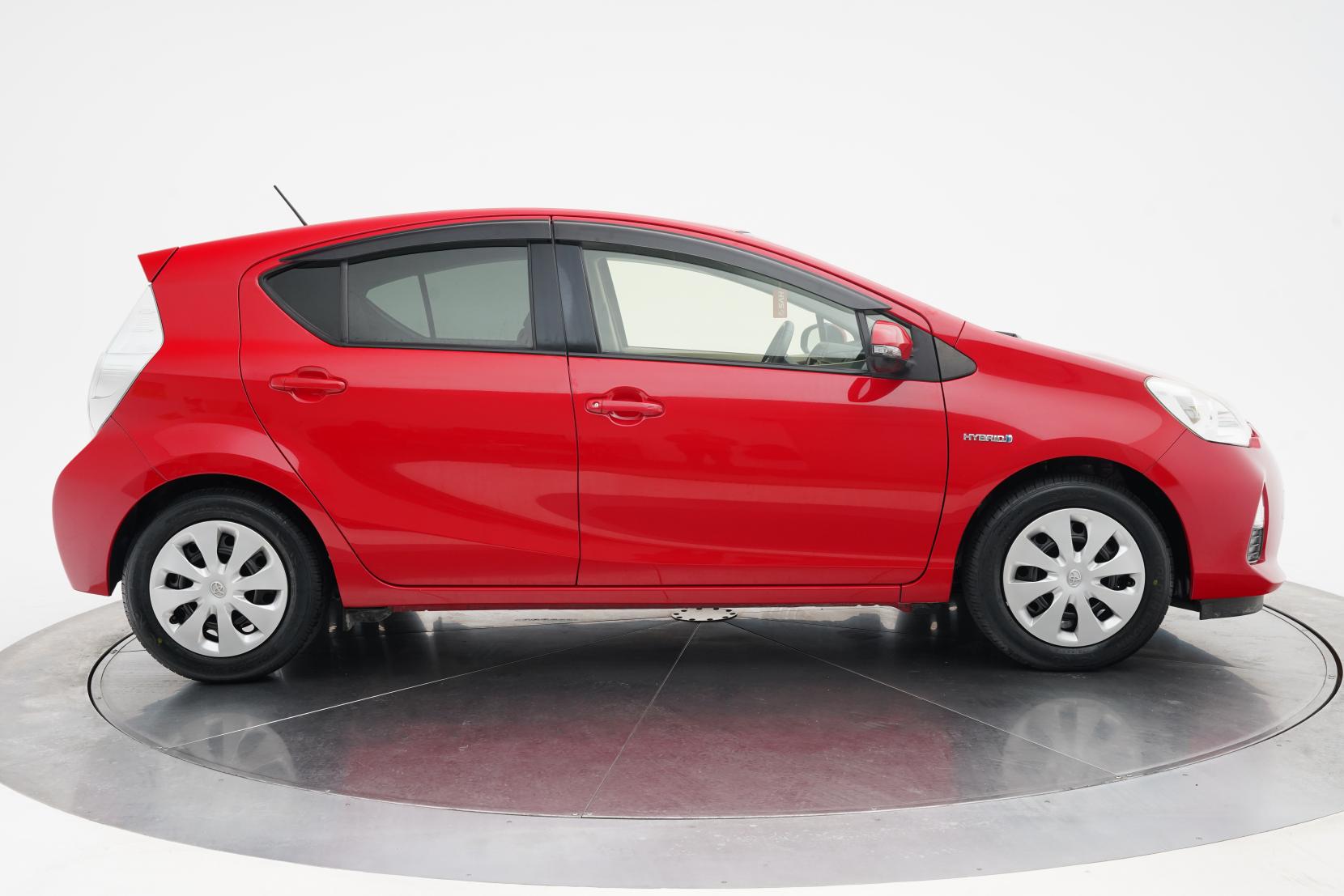 Toyota Aqua 1.5 G PUSH START