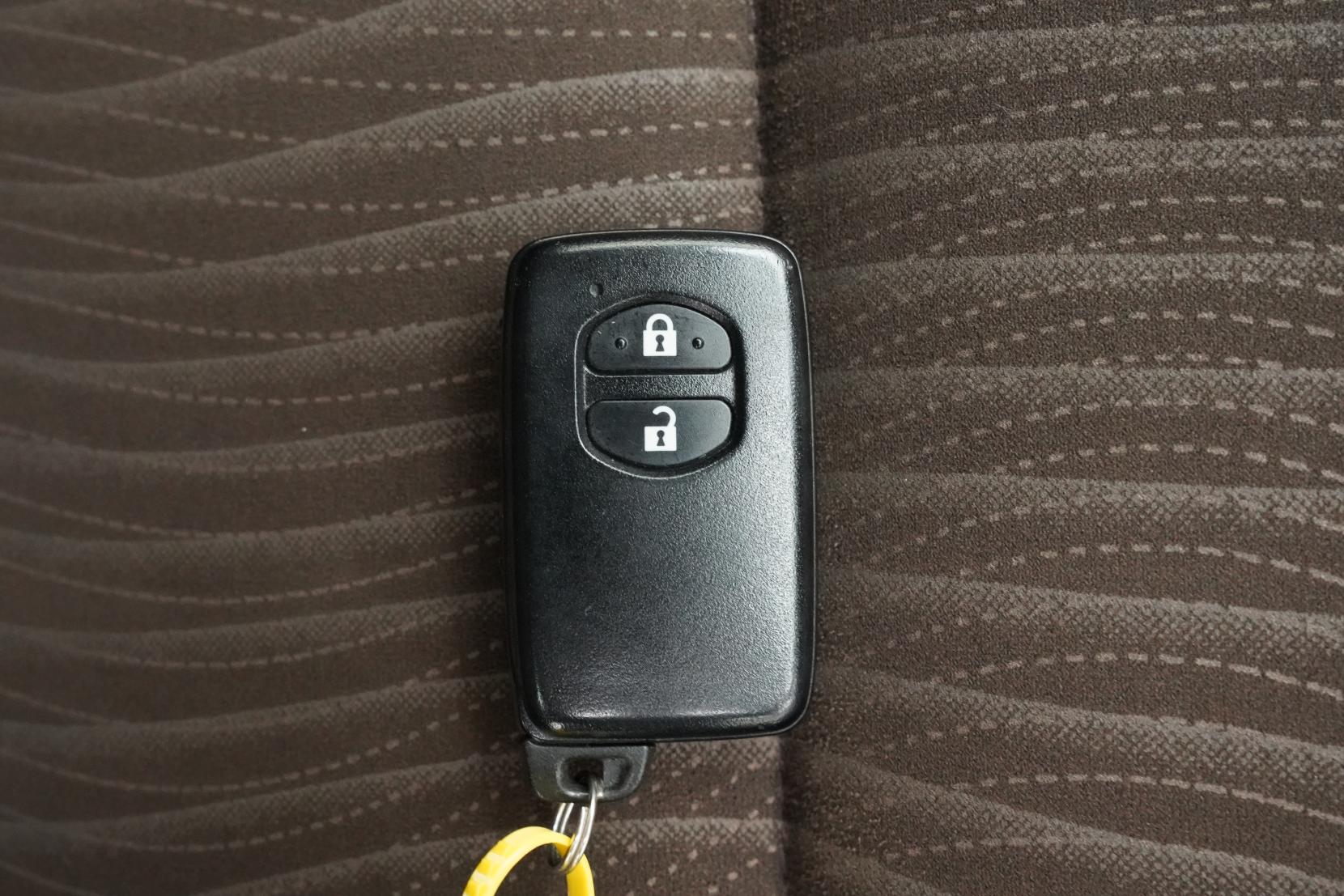 Toyota Aqua 1.5 G PUSH START