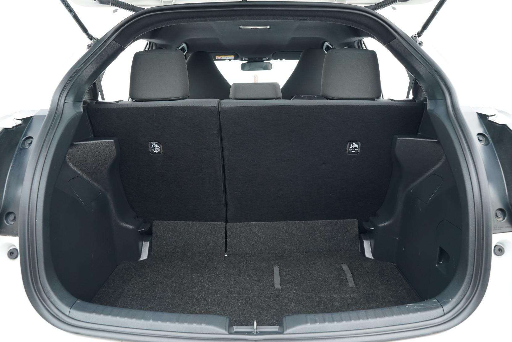 Toyota Yaris Hybrid X