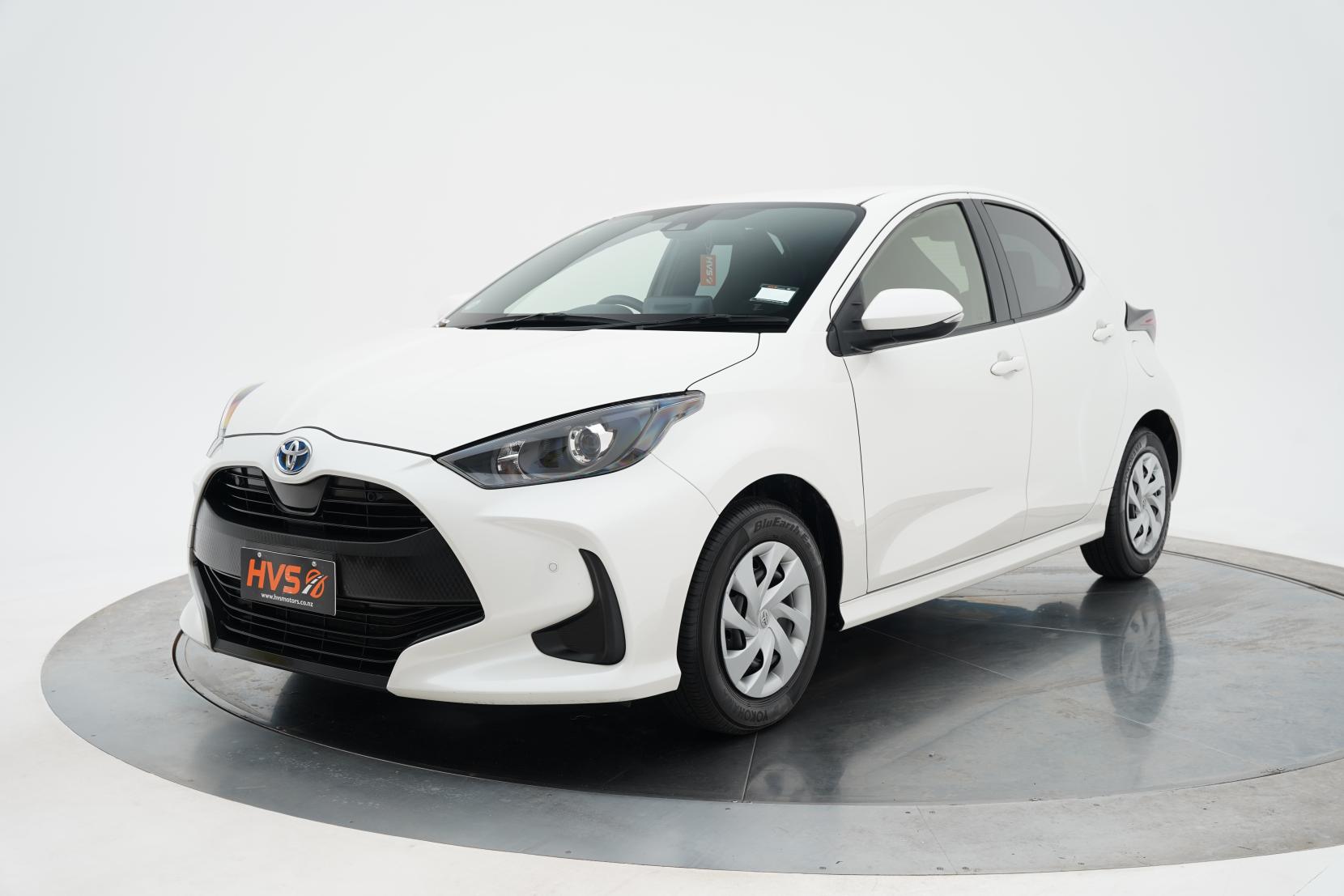 Toyota Yaris Hybrid X