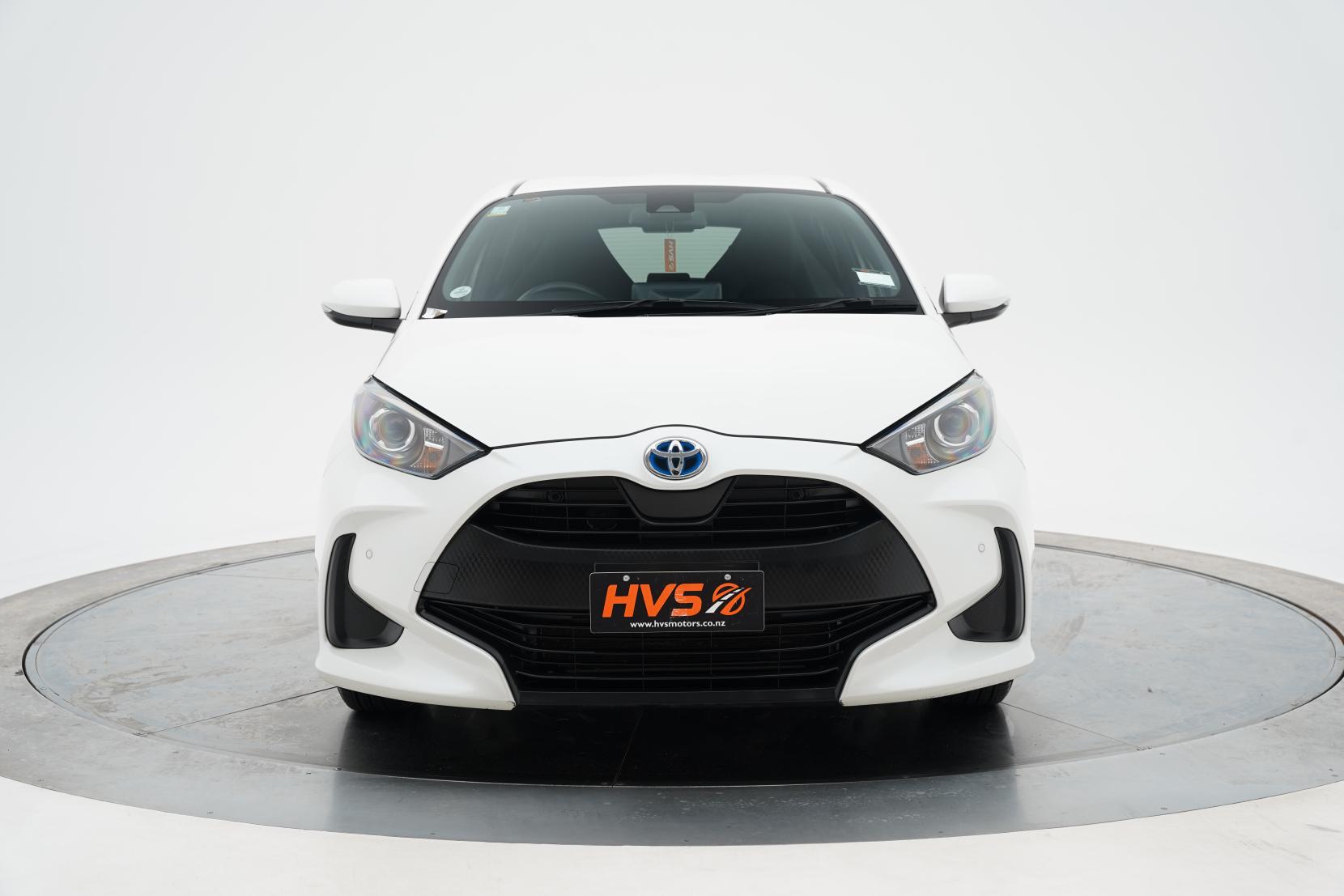 Toyota Yaris Hybrid X