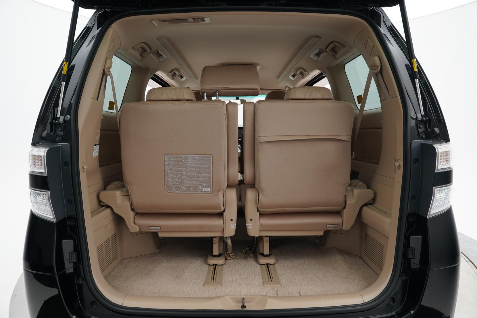 Toyota Vellfire 2.4 HYBRID X 4WD