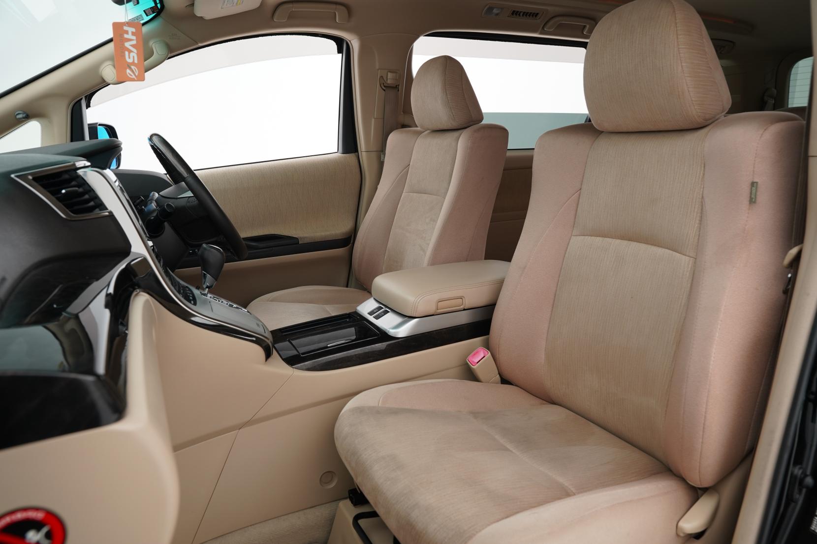 Toyota Vellfire 2.4 HYBRID X 4WD