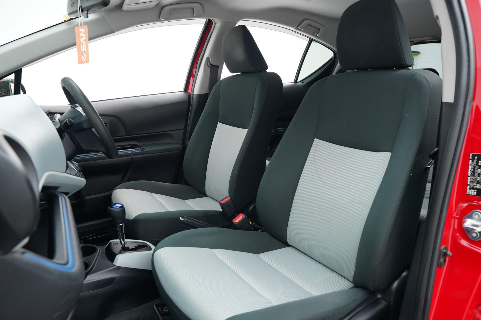 Toyota Aqua 1.5 S Push Start