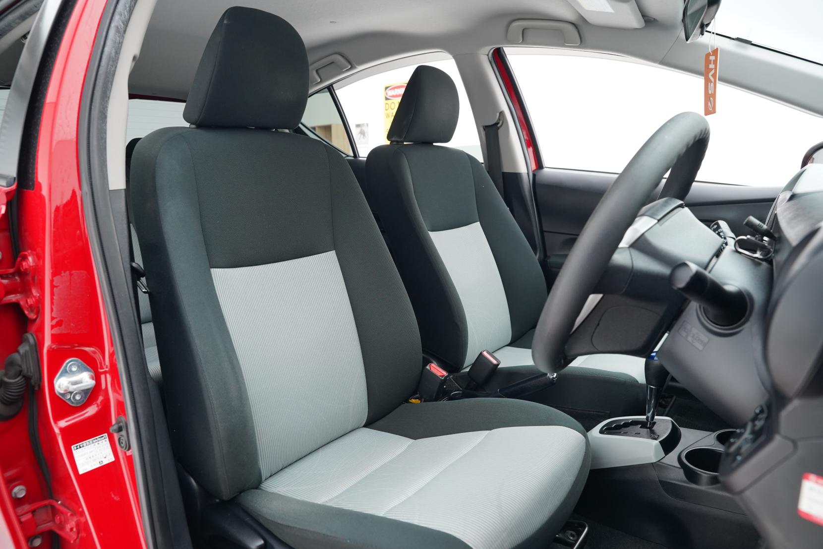 Toyota Aqua 1.5 S Push Start