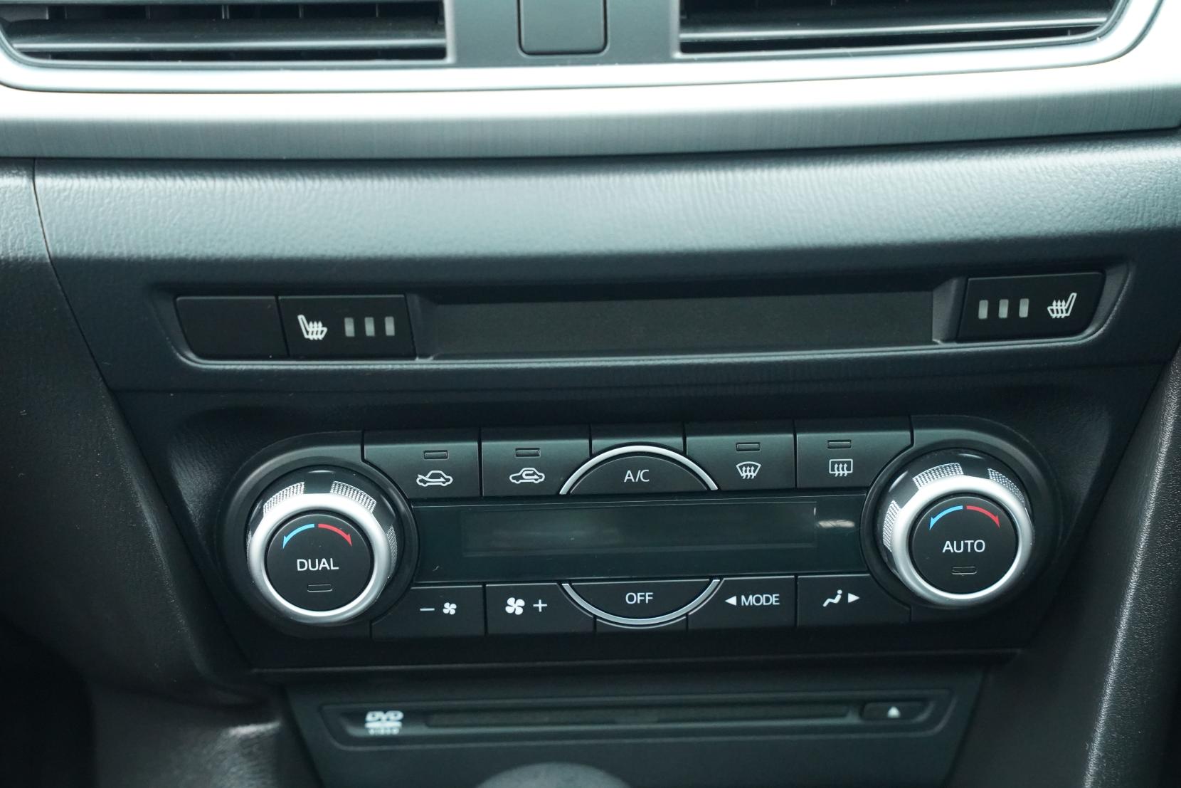 Mazda Axela 2.2 SPORT XD